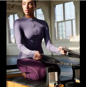 NWOT Free People Movement Purple Seamless Honeycomb Midlayer Long sleeve Top